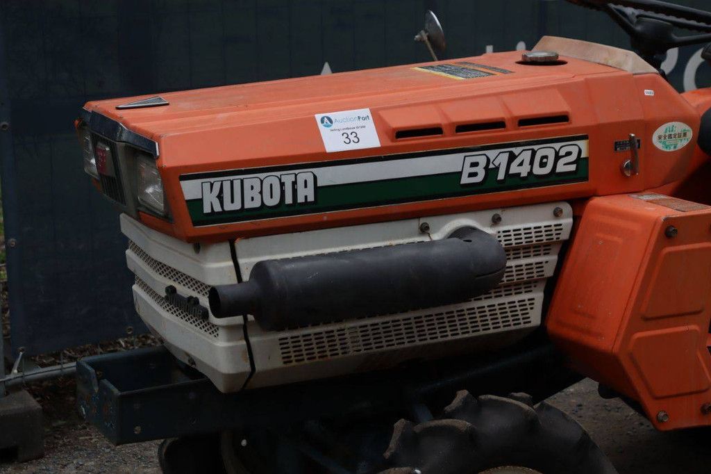Minitraktor Kubota B1402 Diesel 14 PS mit Grubber