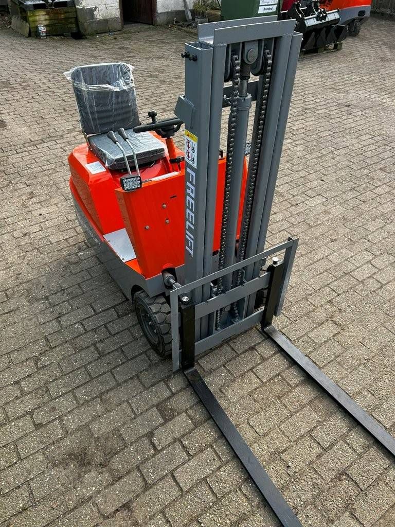 Gabelstapler Freelift CMF05 Elektro 500kg Neu