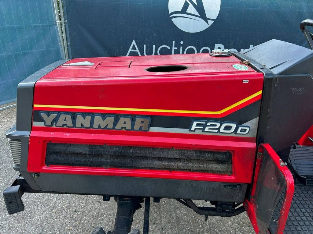 Minitraktor Yanmar F20D Diesel