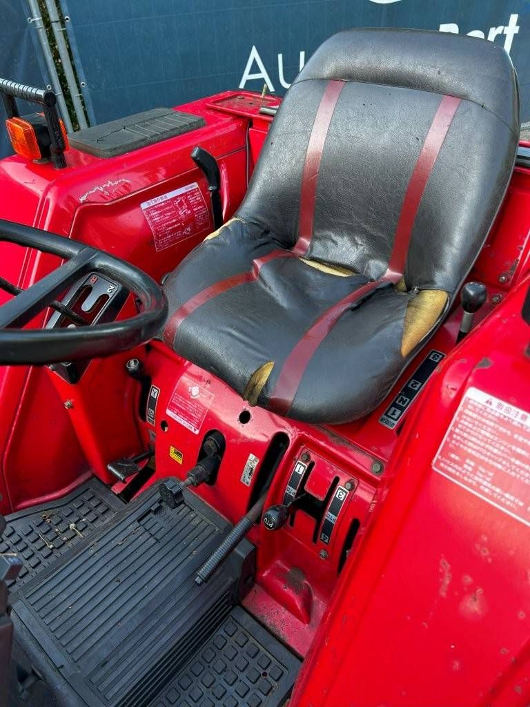 Minitraktor Yanmar F20D Diesel