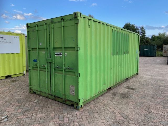 20ft container met stelling en elektra