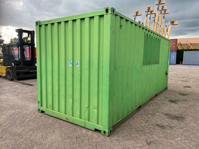 20ft container met stelling en elektra