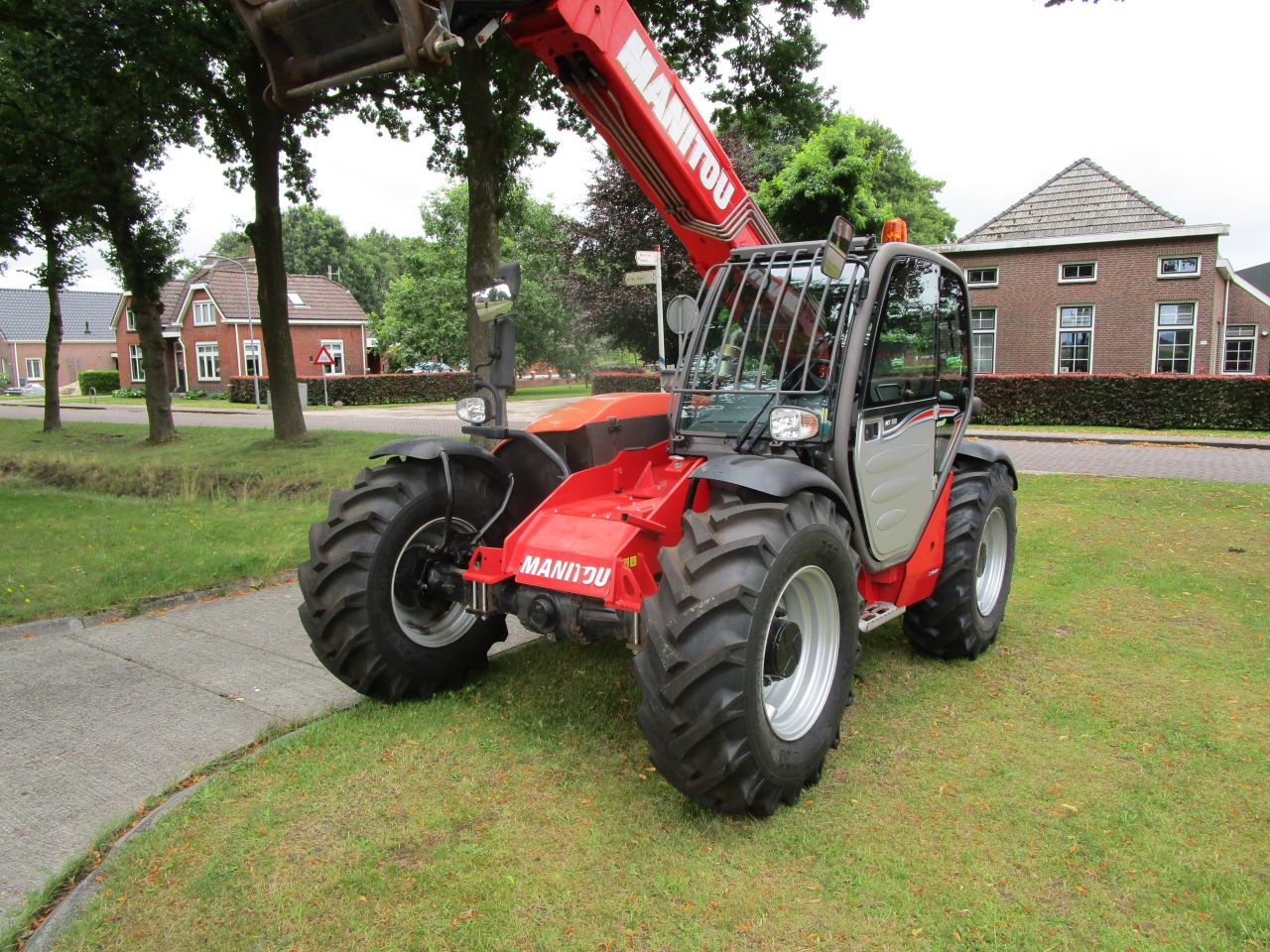 Manitou mt 100 pk 2300 uur ????? mlt