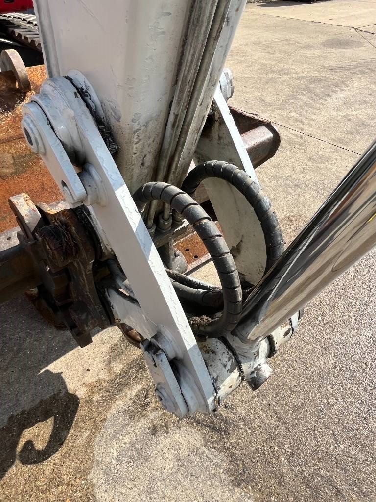 Takeuchi TB 235