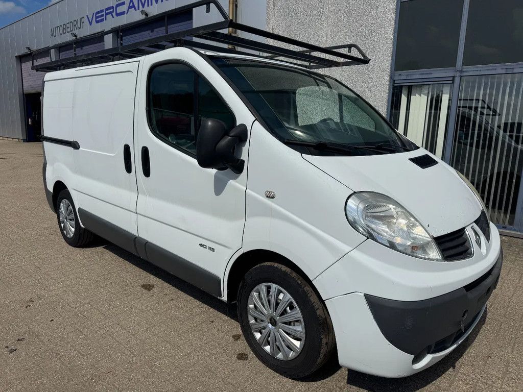 Renault Trafic **DCI115-AC**