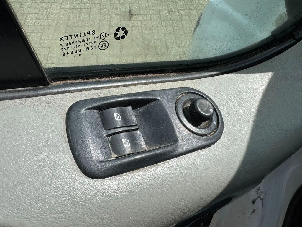 Renault Trafic **DCI115-AC**