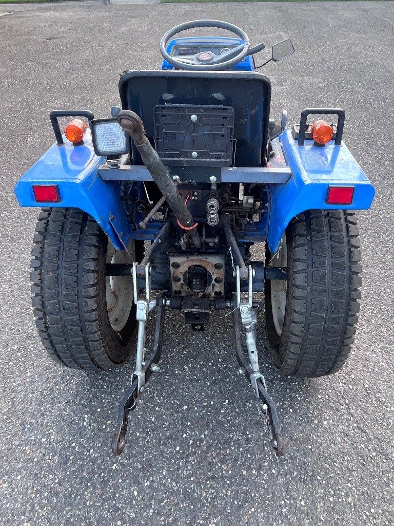 Iseki TM 15