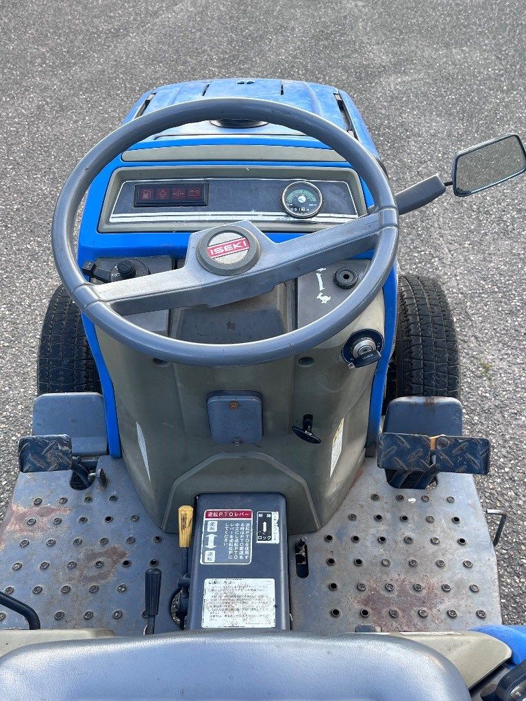Iseki TM 15