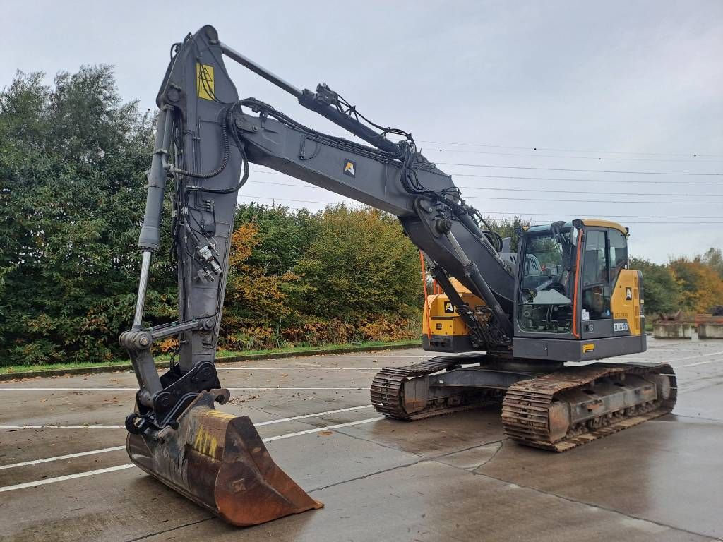 Volvo ECR 235 E