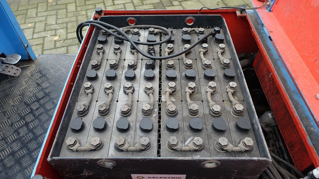 Hako Sherpa S/5 48 volts met acculader