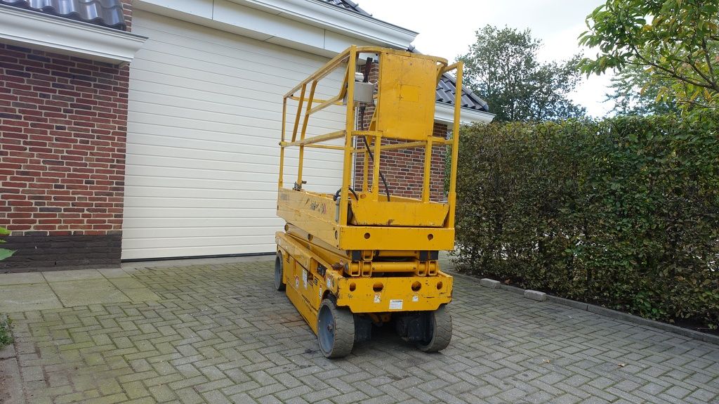 Haulotte Compact 8CU schaarhoogwerker