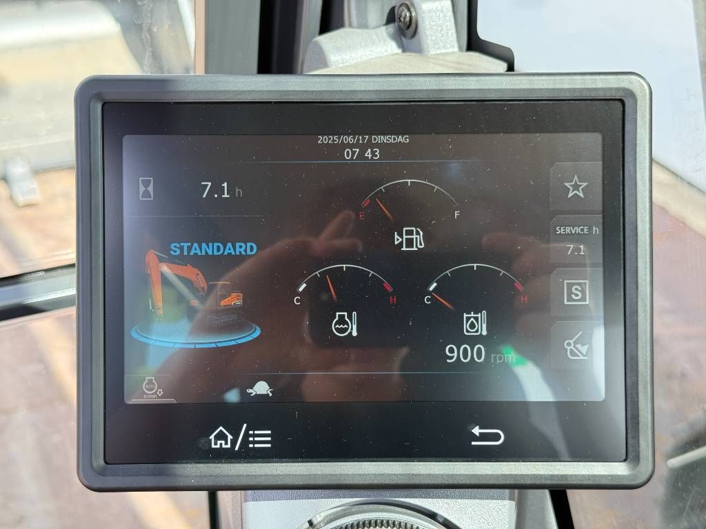 Doosan DX205 - New / Unused / Hammer Lines