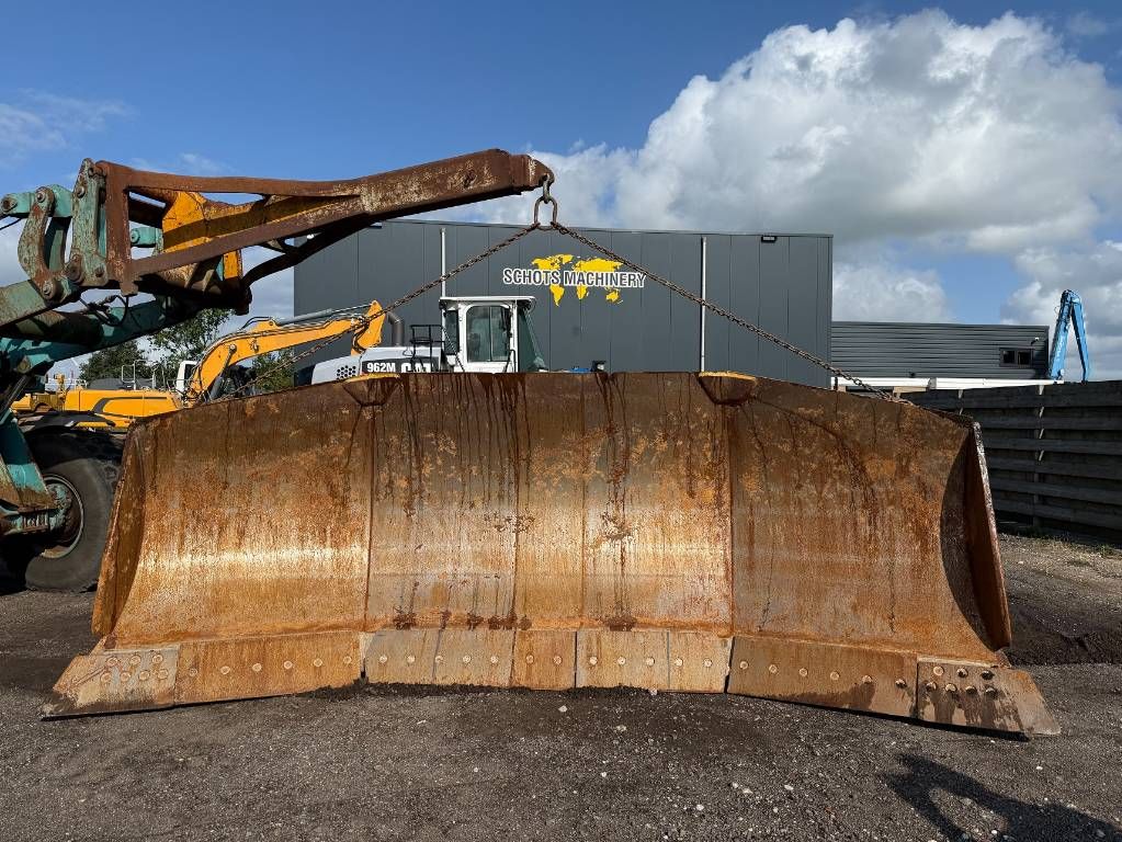 CAT D 8 T LGP