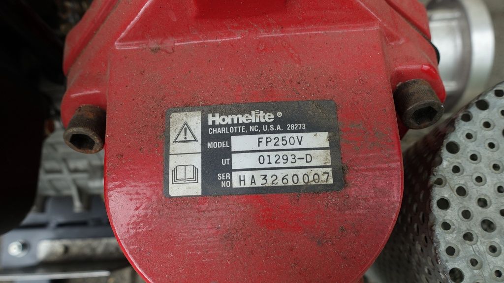 Homelite FP250V waterpomp met Briggs en Stratton motor