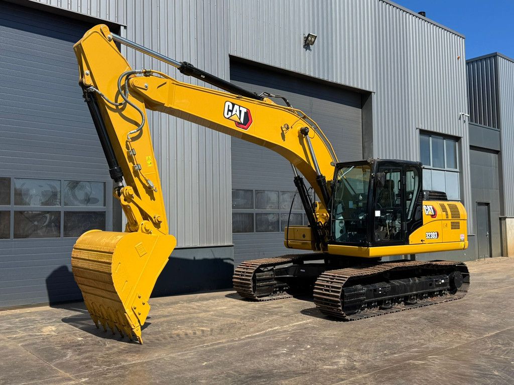 Caterpillar 323D3