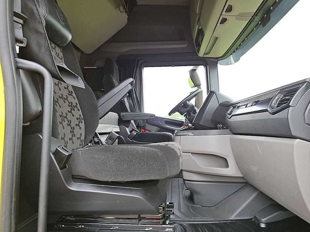 SCANIA S450