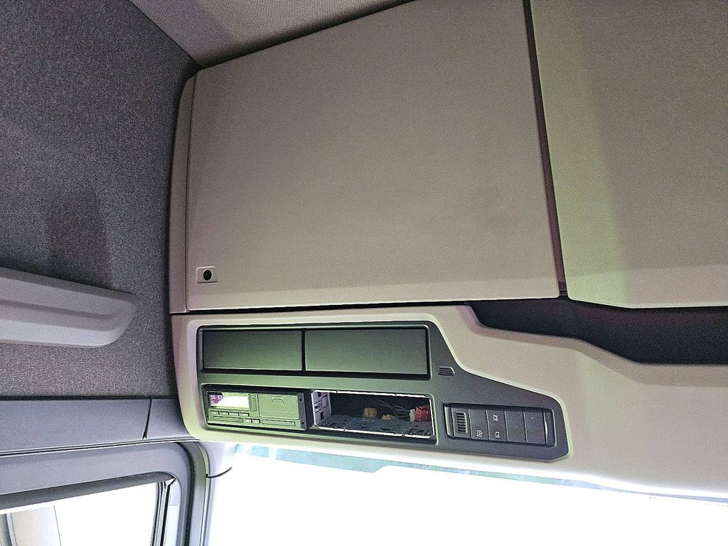 SCANIA S450