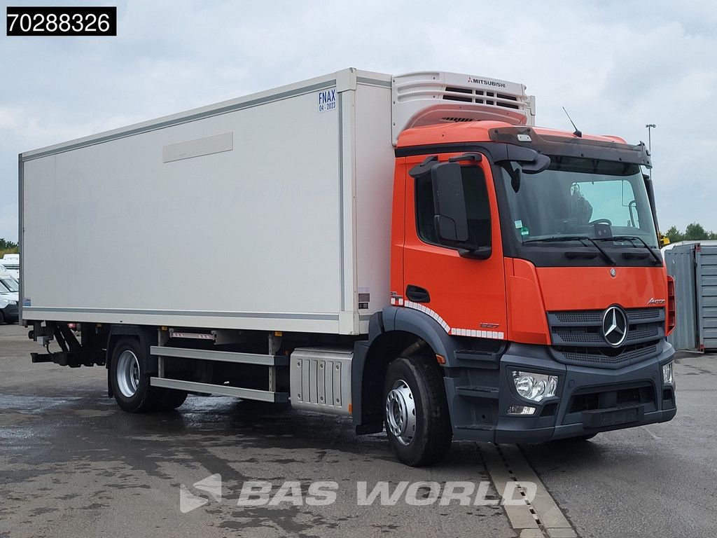 Mercedes Antos 1827 4X2 18tonner Cooling engine Defect Ladebordwand Automatic Euro 6