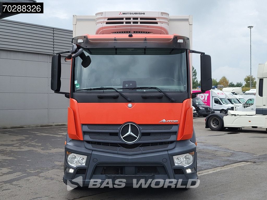 Mercedes Antos 1827 4X2 18tonner Cooling engine Defect Ladebordwand Automatic Euro 6