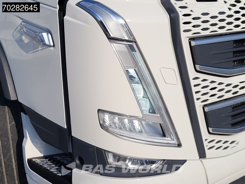 Volvo FH 500 4X2 XL VEB+ 2x Tanks I-ParkCool LED
