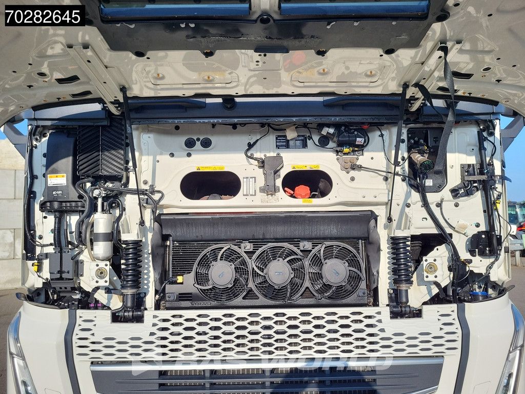 Volvo FH 500 4X2 XL VEB+ 2x Tanks I-ParkCool LED