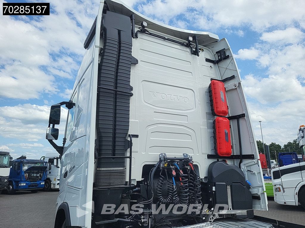 Volvo FH FH 500 4X2 XL VEB+ 2x Tanks ACC LED ADR