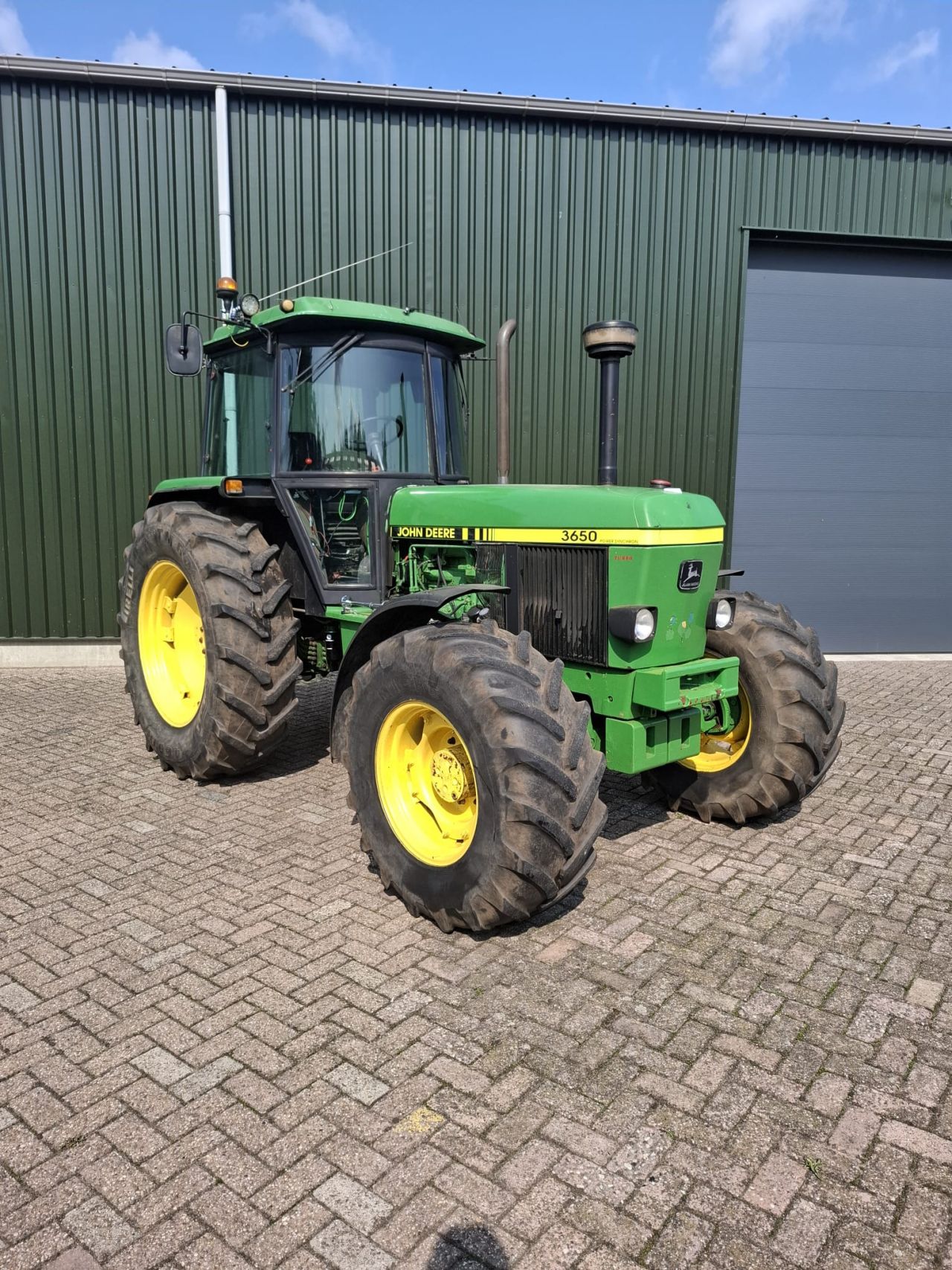 John Deere 3650
