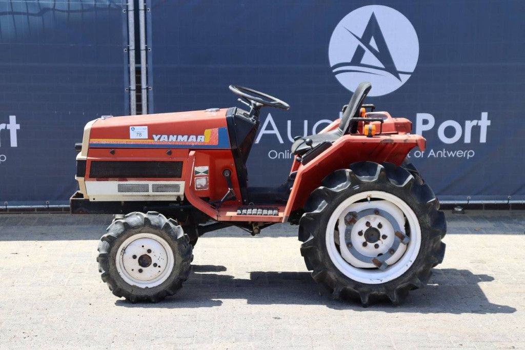Minitraktor Yanmar F16D Diesel