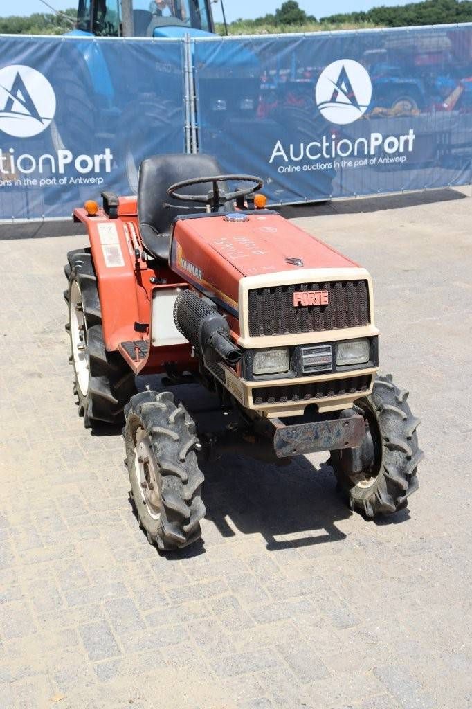 Minitraktor Yanmar F16D Diesel