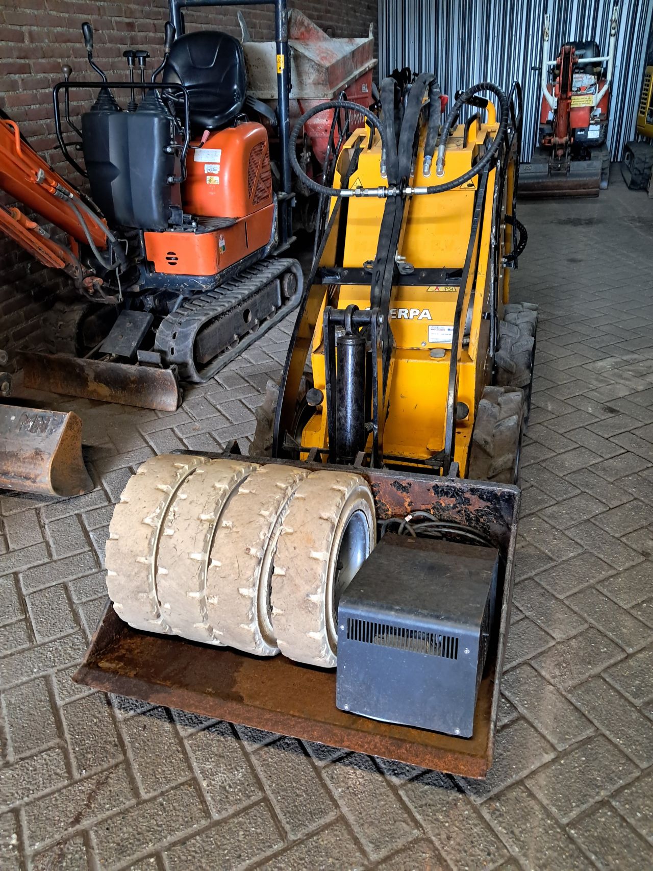 Sherpa 100 ECO ( Bj 2017 ) Giant / Skidster / Mini shovel / Load