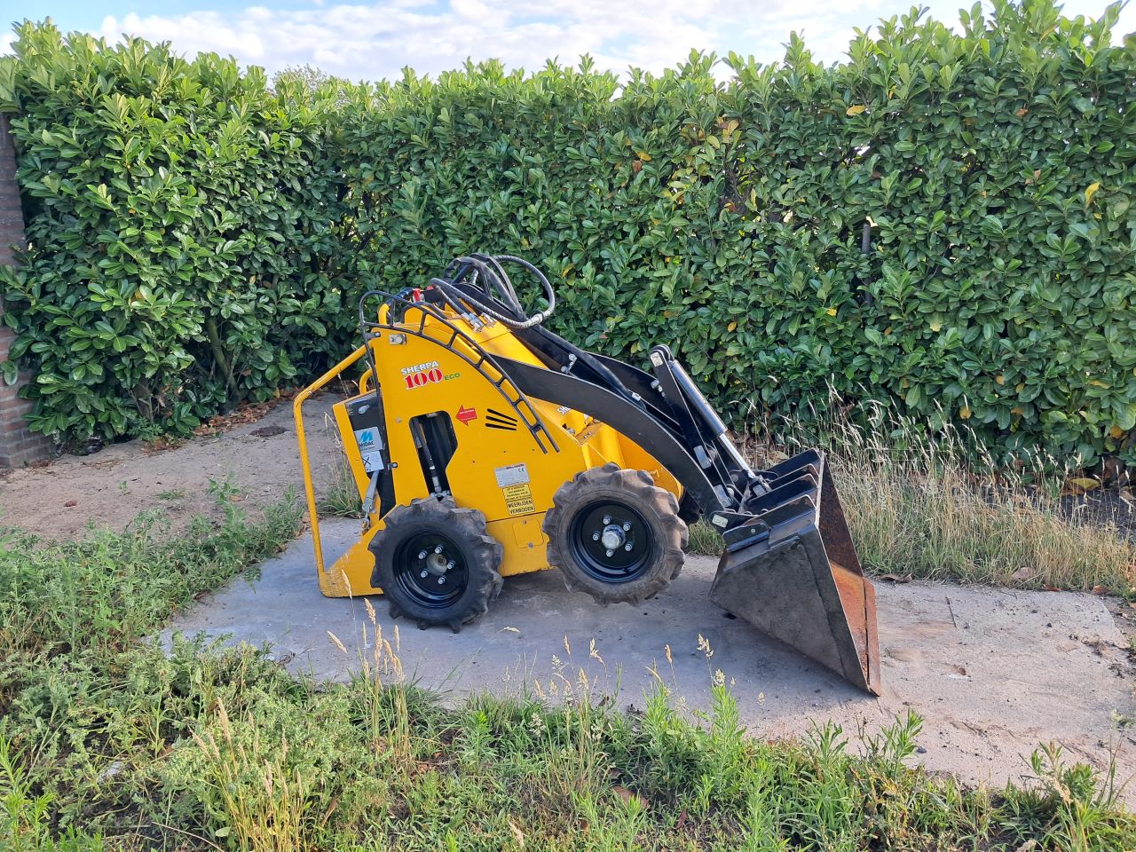Sherpa 100 ECO ( Bj 2017 ) Giant / Skidster / Mini shovel / Load