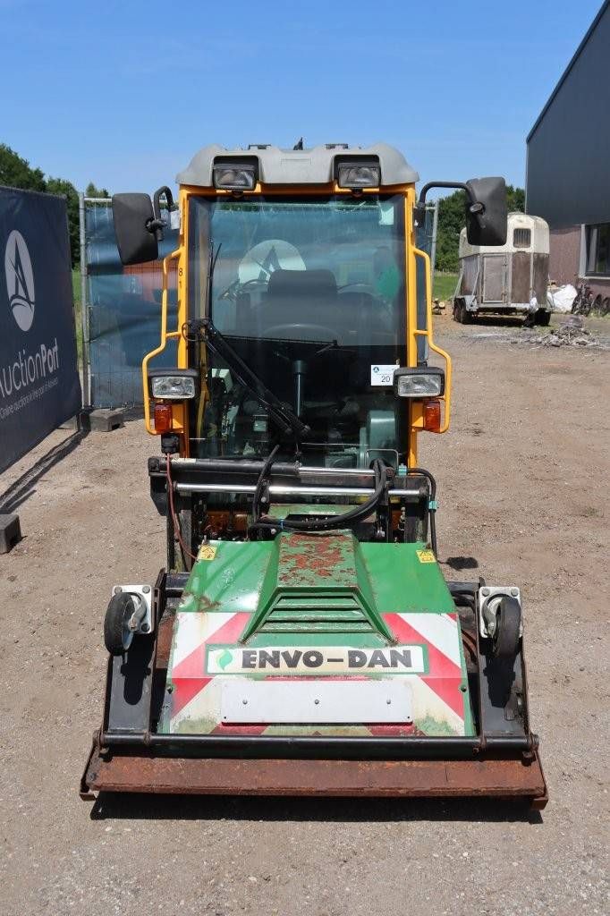 Werktuigdrager Heylens Belos TP 3440 2012 met Onkruidbrander