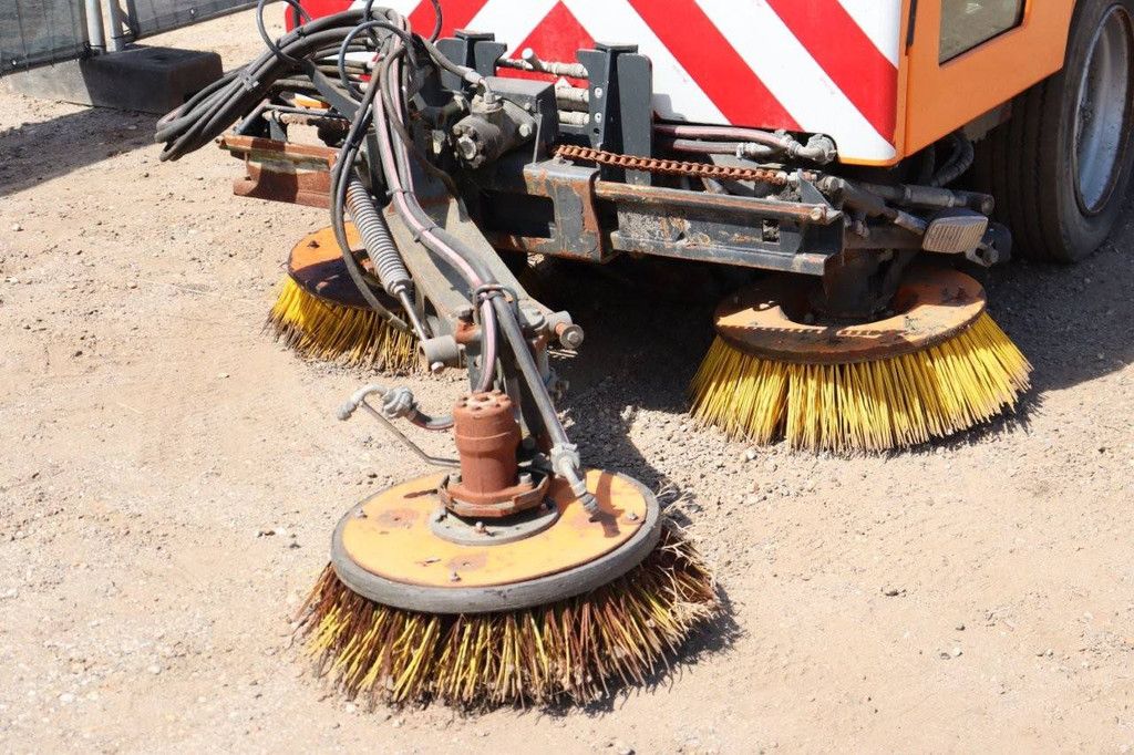Kehrmaschine Aebi MFH2500 Diesel 2011