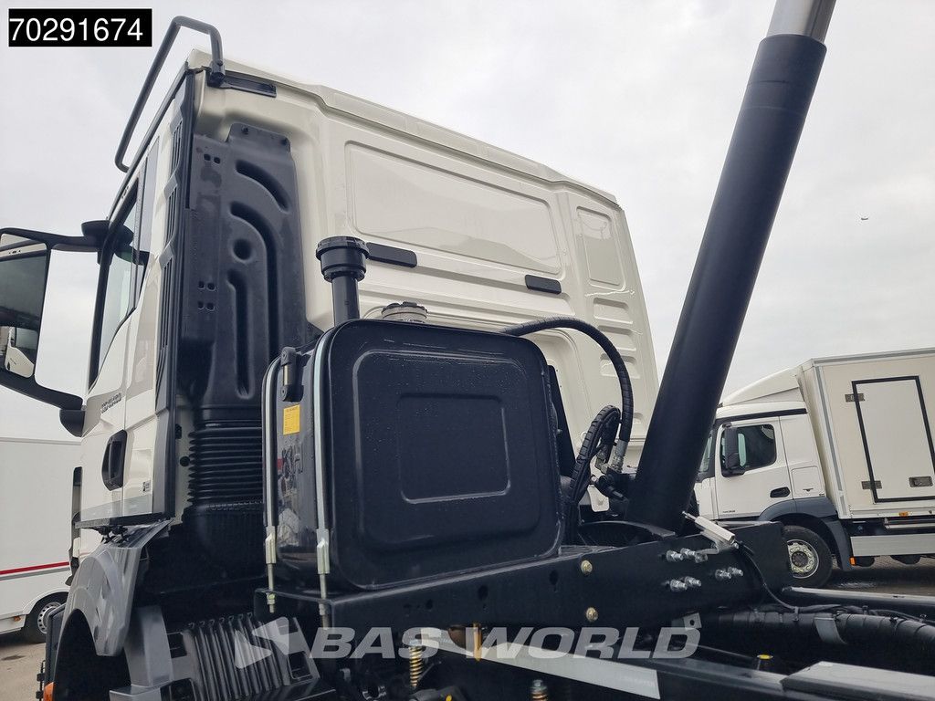 MAN TGS 41.480 8X8 8x8 20m3 KH Kipper tarpaulin Manual Big-axle Steel suspension Euro 6