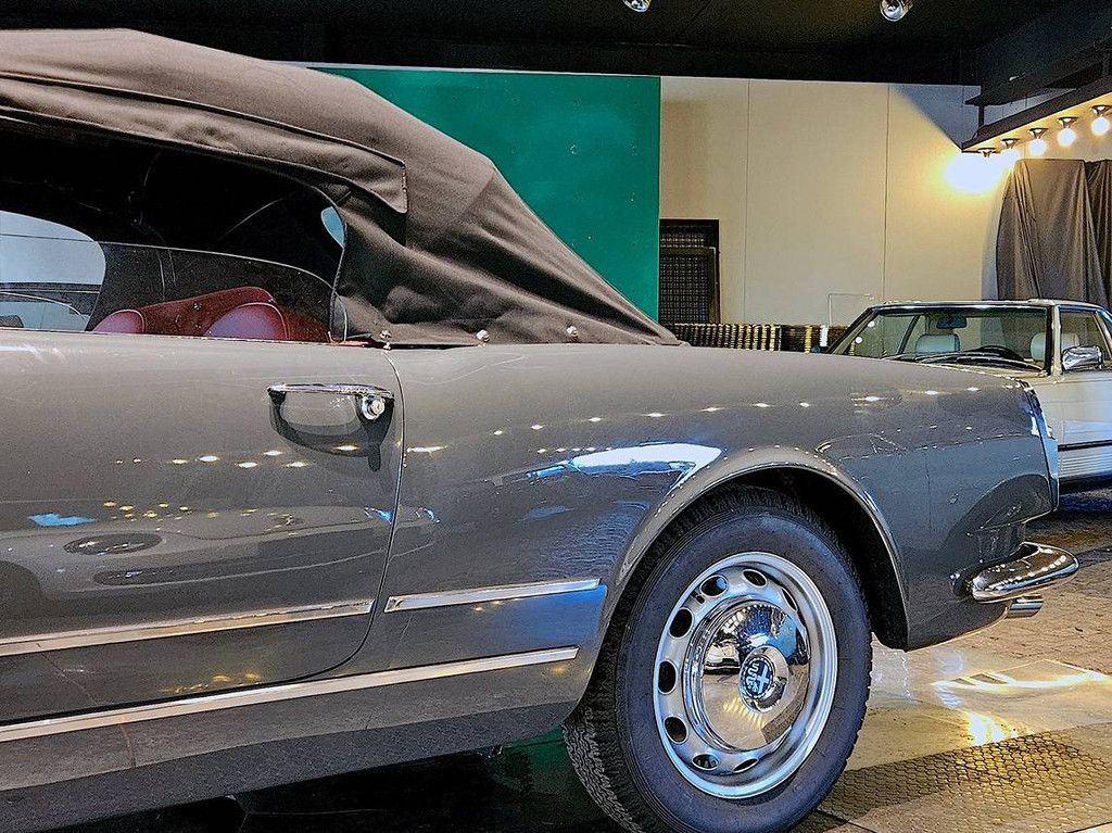 Alfa Romeo 2000 Spider 'Carrozzeria Touring' Petrol 1960 (Margin)