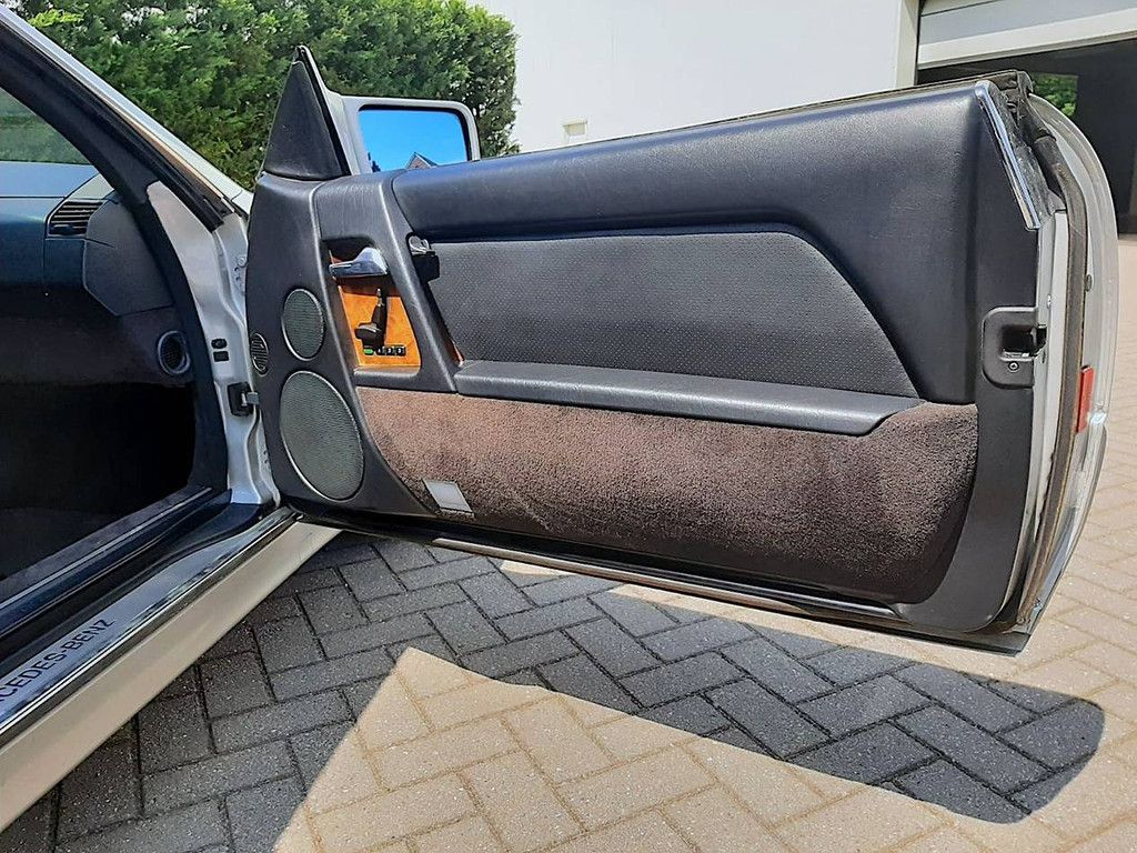 Mercedes-Benz 300 SL -24 Automatik (Marge)