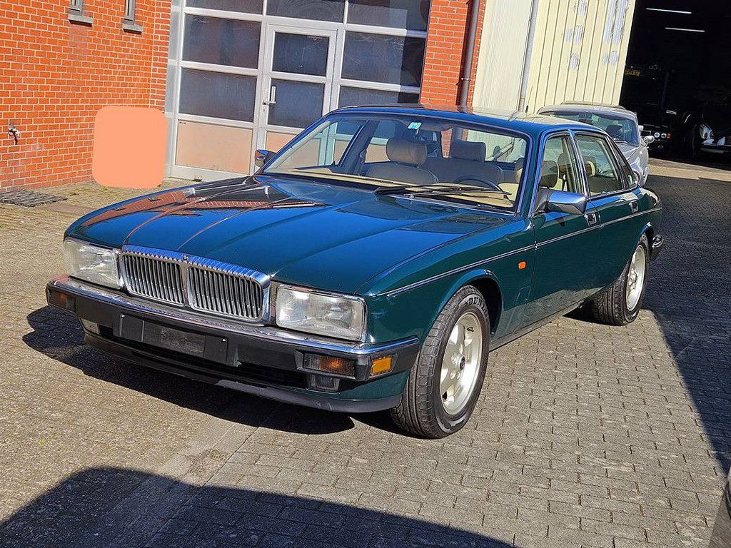 Daimler 4.0 Benzin 1994 (Marge)