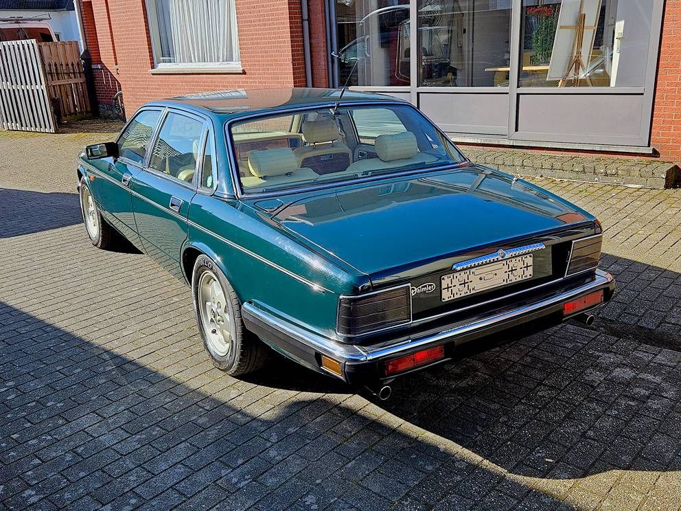 Daimler 4.0 Benzin 1994 (Marge)