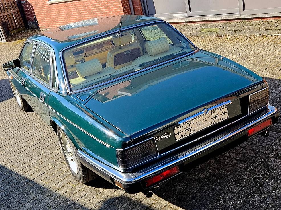 Daimler 4.0 Benzin 1994 (Marge)
