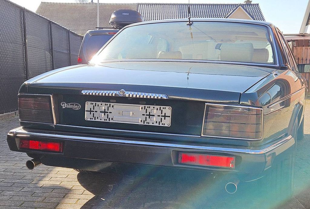 Daimler 4.0 Benzin 1994 (Marge)