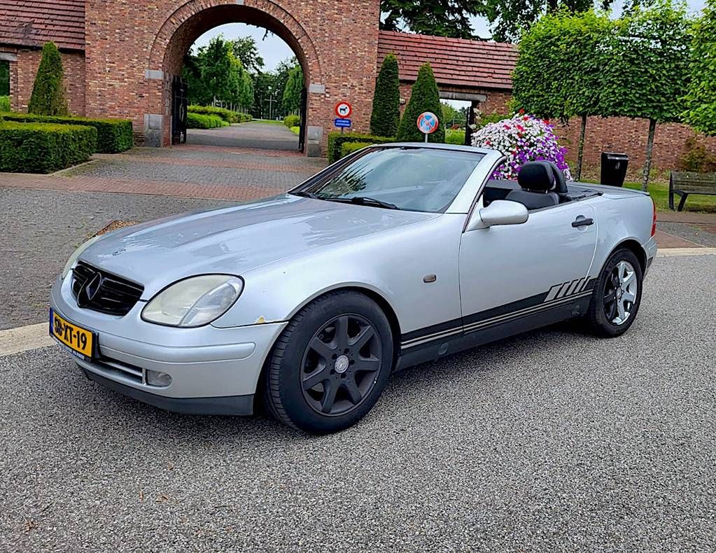 Mercedes-Benz SLK 200 Automatic Petrol 1997 (Margin)