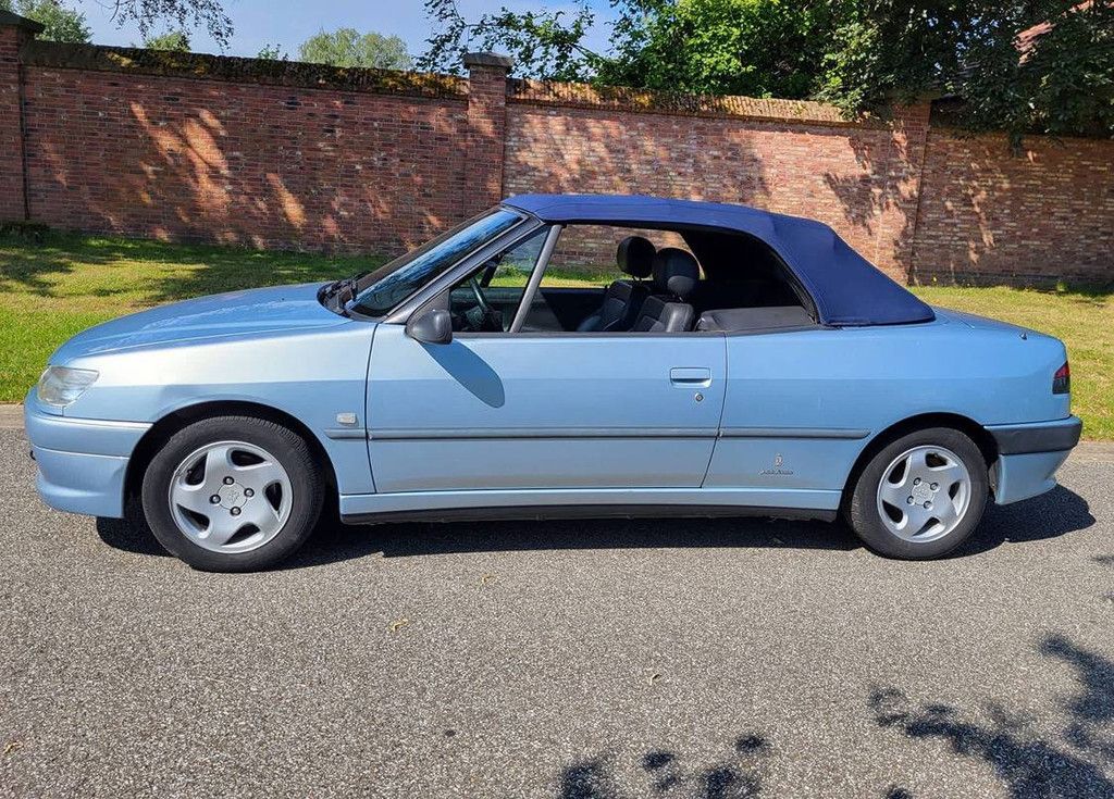 Peugeot 306 Cabriolet 1.6 Automatik Benzin 2000 (Margin)