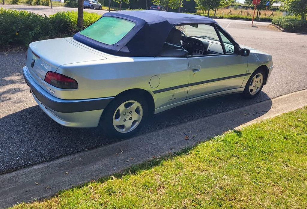 Peugeot 306 Cabriolet 1.6 Automatik Benzin 2000 (Margin)