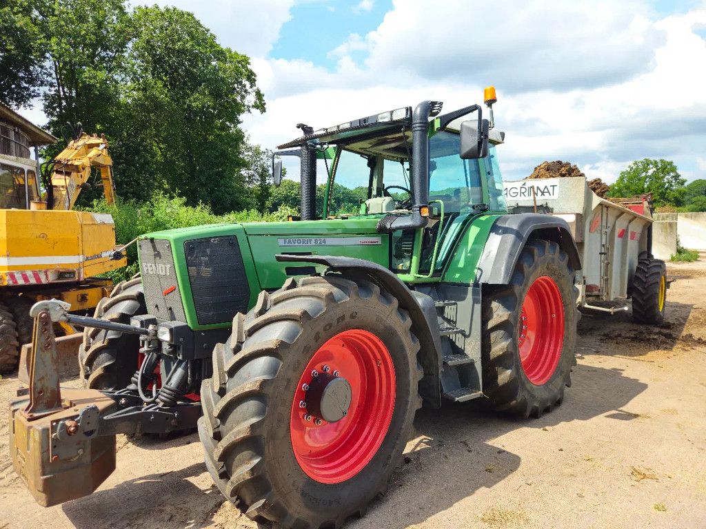 Fendt Favorit 824 Turboshift ( 816 818 822 )