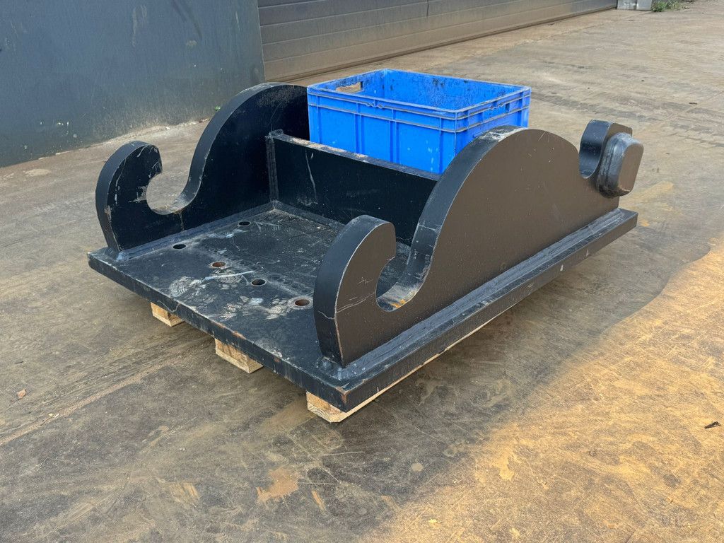 Caterpillar Caterpillar Plate CW70