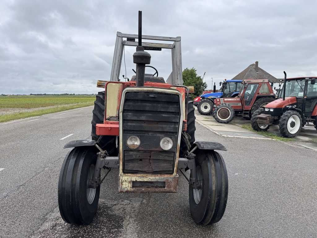 Massey-Ferguson 675