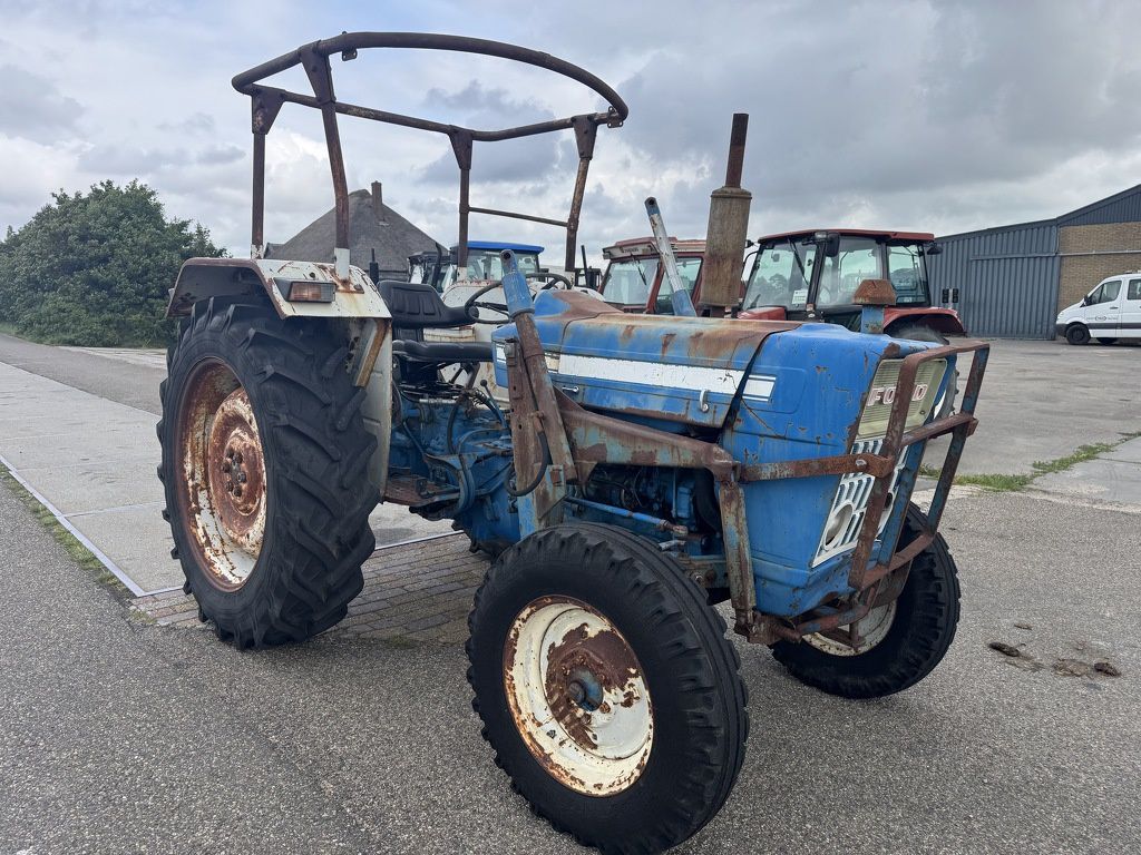 Ford 3055