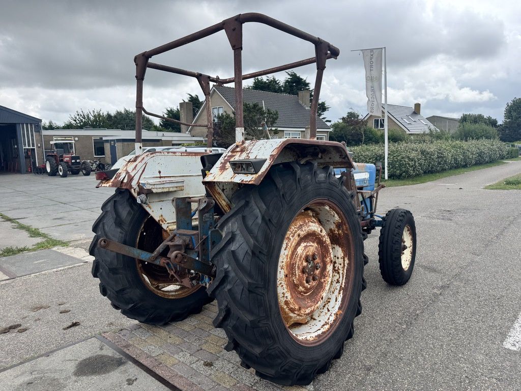 Ford 3055