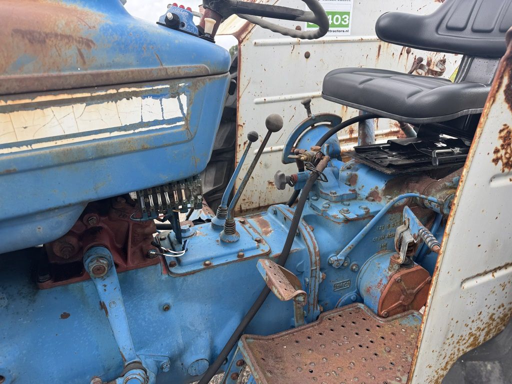 Ford 3055
