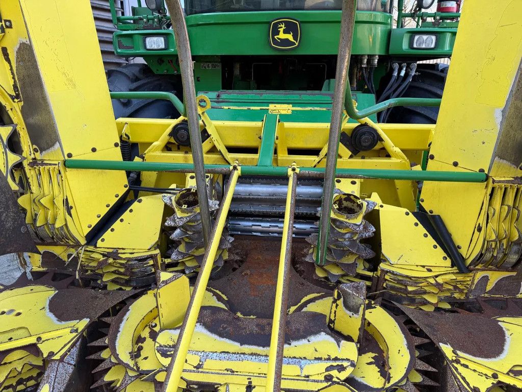 John Deere John deere 7450 Prodrive Kemper 4 WD Hakselaar Corn